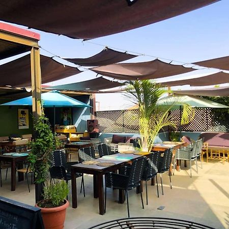 O Petit Club Africain Dakar Acomodação com café da manhã Exterior foto