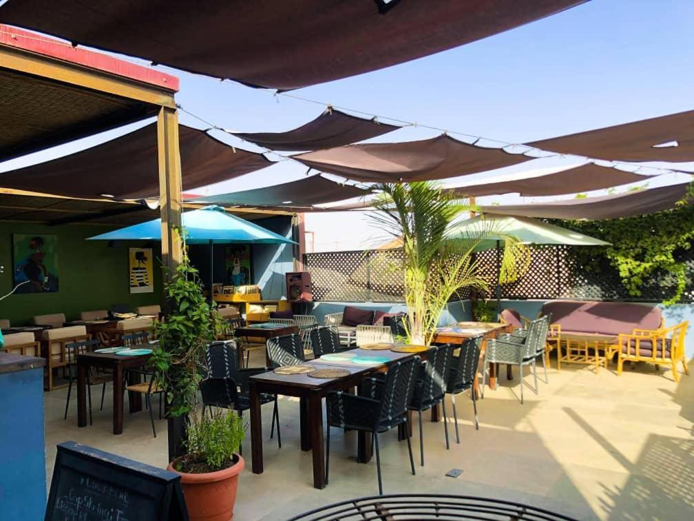 O Petit Club Africain Dakar Acomodação com café da manhã Exterior foto
